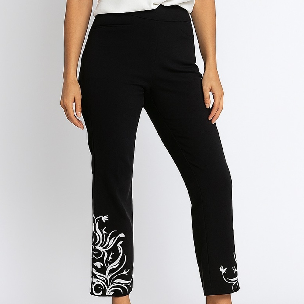 Chico's Perfect Stretch Ankle Embroidery Hem Pants Size 14